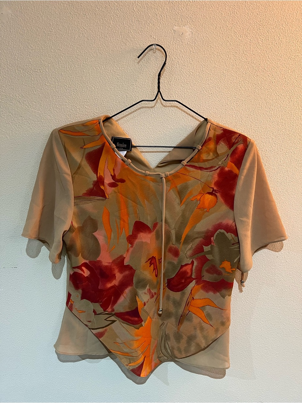 Miralee Floral Zip Front Blouse in Tan & Orange Size Large